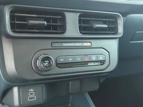 Used 2025 Ford Maverick XL FWD image 22