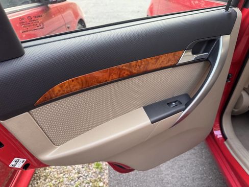 Used 2009 Chevrolet Aveo5 LT w/ Power and Convenience Package image 7