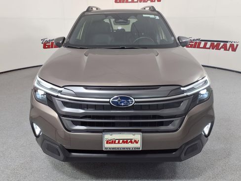 Used 2025 Subaru Forester Limited AWD/4WD image 5