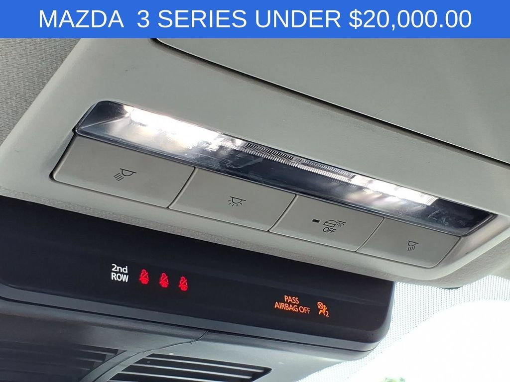 Used 2024 MAZDA MAZDA3 s FWD image 25