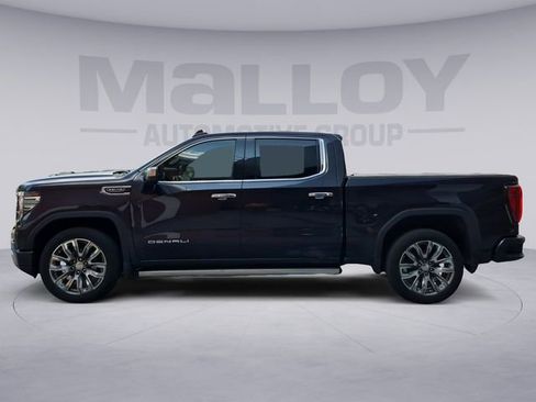Certified 2023 GMC Sierra 1500 Denali w/ Denali Reserve Package AWD/4WD image 2