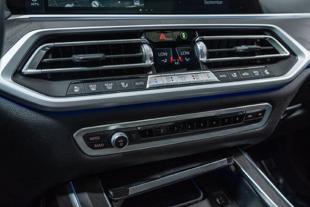 Used 2022 BMW X7 xDrive40i w/ Executive Package AWD/4WD image 22