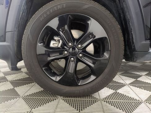 Used 2020 Jeep Compass Latitude image 26