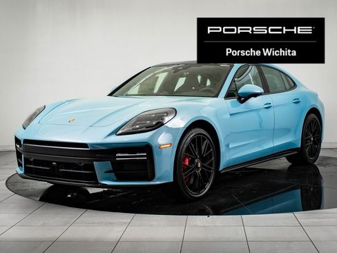 New 2026 Porsche Panamera GTS image 1