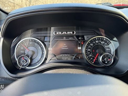 Used 2021 RAM 1500 Big Horn image 12