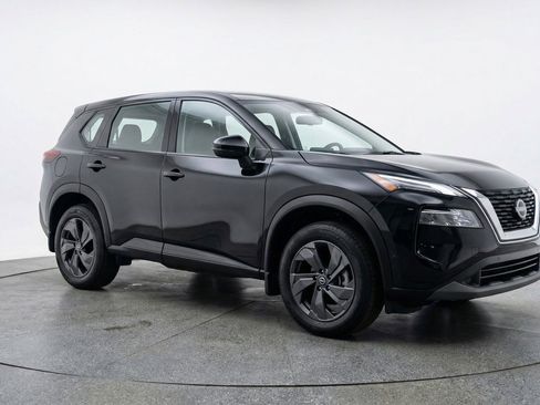 Used 2025 Nissan Rogue SV FWD image 1