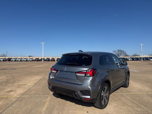 Used 2023 Mitsubishi Outlander Sport ES image 21