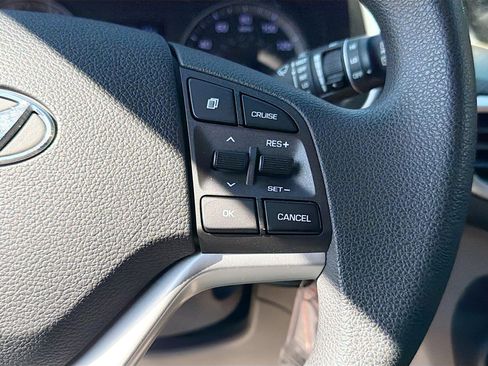 Used 2019 Hyundai Tucson SE image 30