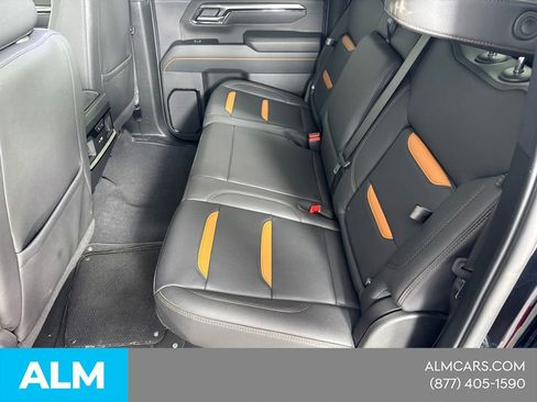 Used 2025 GMC Sierra 2500 AT4 w/ Technology Package image 24