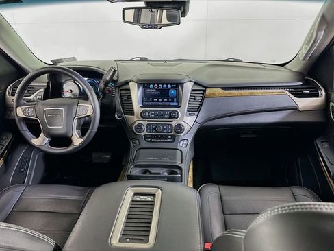 Used 2017 GMC Yukon Denali w/ Open Road Package image 17
