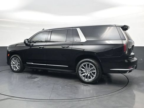 Used 2023 Cadillac Escalade ESV Premium Luxury w/ LPO, Radiant Package AWD/4WD image 7