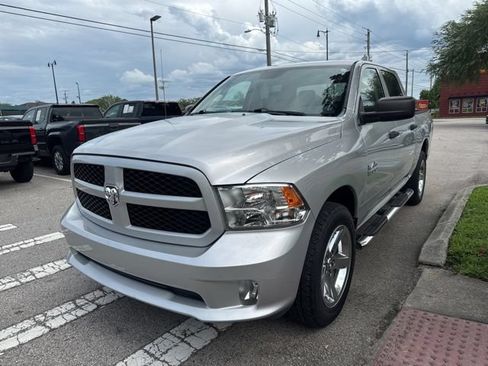 Used 2015 RAM 1500 Express AWD/4WD image 4