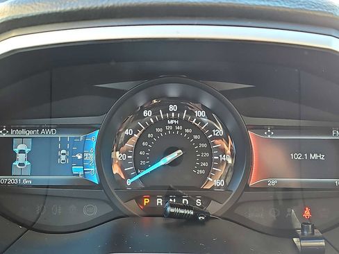 Used 2018 Ford Edge SEL w/ Equipment Group 201A image 22