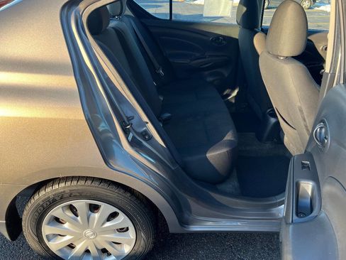 Used 2012 Nissan Versa SV image 22