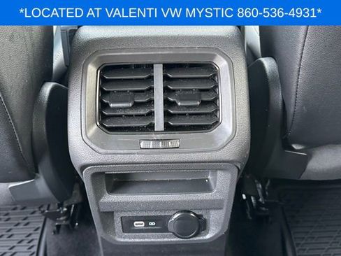Certified 2021 Volkswagen Tiguan SE w/ Panoramic Sunroof Package image 12