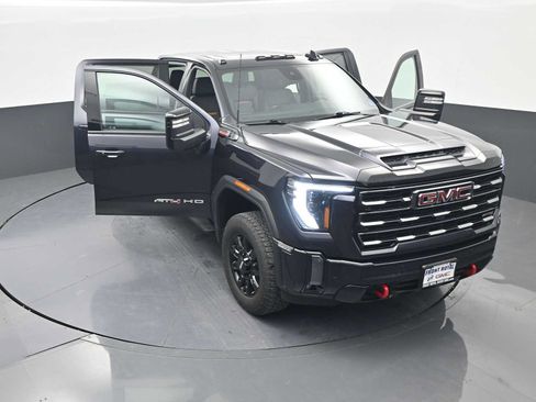 Used 2024 GMC Sierra 2500 AT4 w/ AT4 Premium Plus Package AWD/4WD image 62