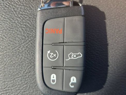 New 2026 Jeep Compass Limited w/ Sun, Sound & Navigation Group AWD/4WD image 33