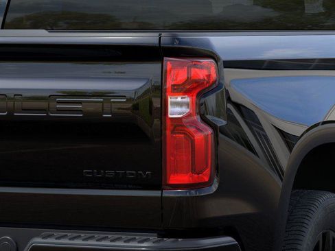 New 2026 Chevrolet Silverado 1500 Custom w/ LPO, Dark Essentials Package RWD image 11
