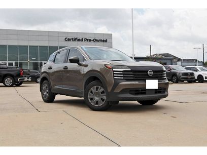 Used 2025 Nissan Kicks S