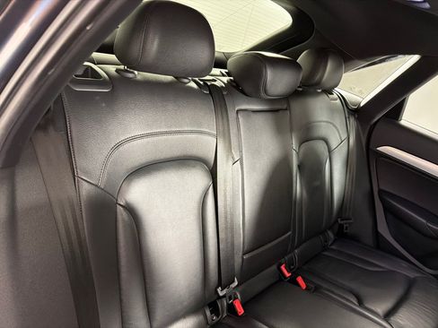 Used 2018 Audi Q3 2.0T Premium Plus w/ Premium Plus Package FWD image 20