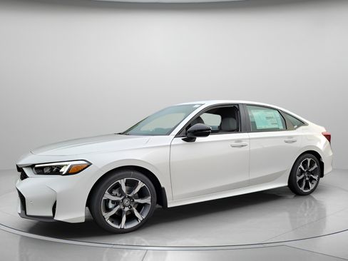 Used 2026 Honda Civic Sport Touring image 3