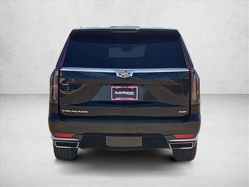 Used 2023 Cadillac Escalade ESV Premium Luxury w/ Performance Package image 7