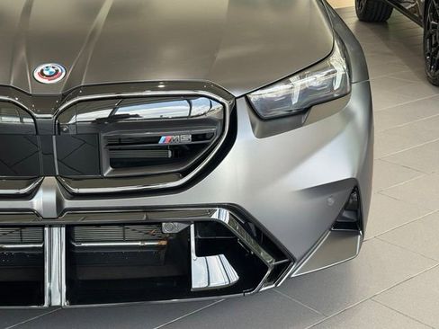 Certified 2025 BMW M5 Touring AWD/4WD image 4