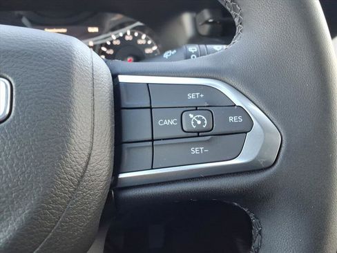 New 2026 Jeep Compass Latitude AWD/4WD image 24