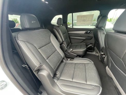 New 2026 Buick Enclave Sport Touring w/ Power Package FWD image 26