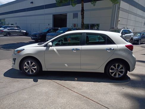 Used 2022 Kia Rio S w/ Option Group 015 FWD image 7
