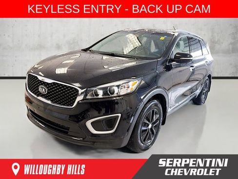 Used 2017 Kia Sorento LX image 1
