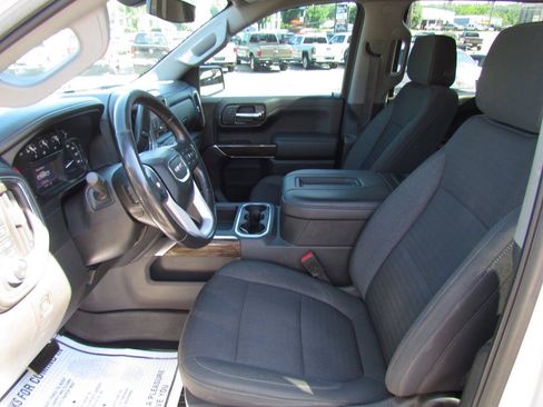 Used 2021 GMC Sierra 1500 Elevation w/ X31 Off-Road Package AWD/4WD image 10