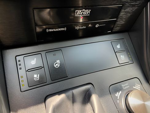 Used 2023 Lexus IS 350 F Sport AWD/4WD image 57