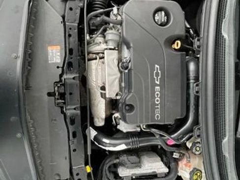 Used 2016 Chevrolet Cruze LT image 49