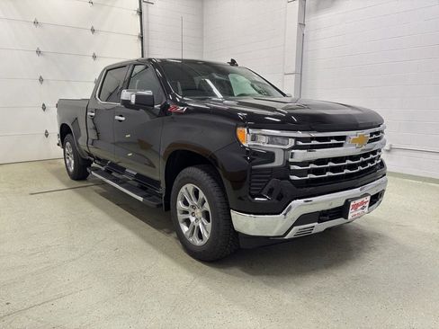 New 2026 Chevrolet Silverado 1500 LTZ w/ LTZ Premium Package AWD/4WD image 2