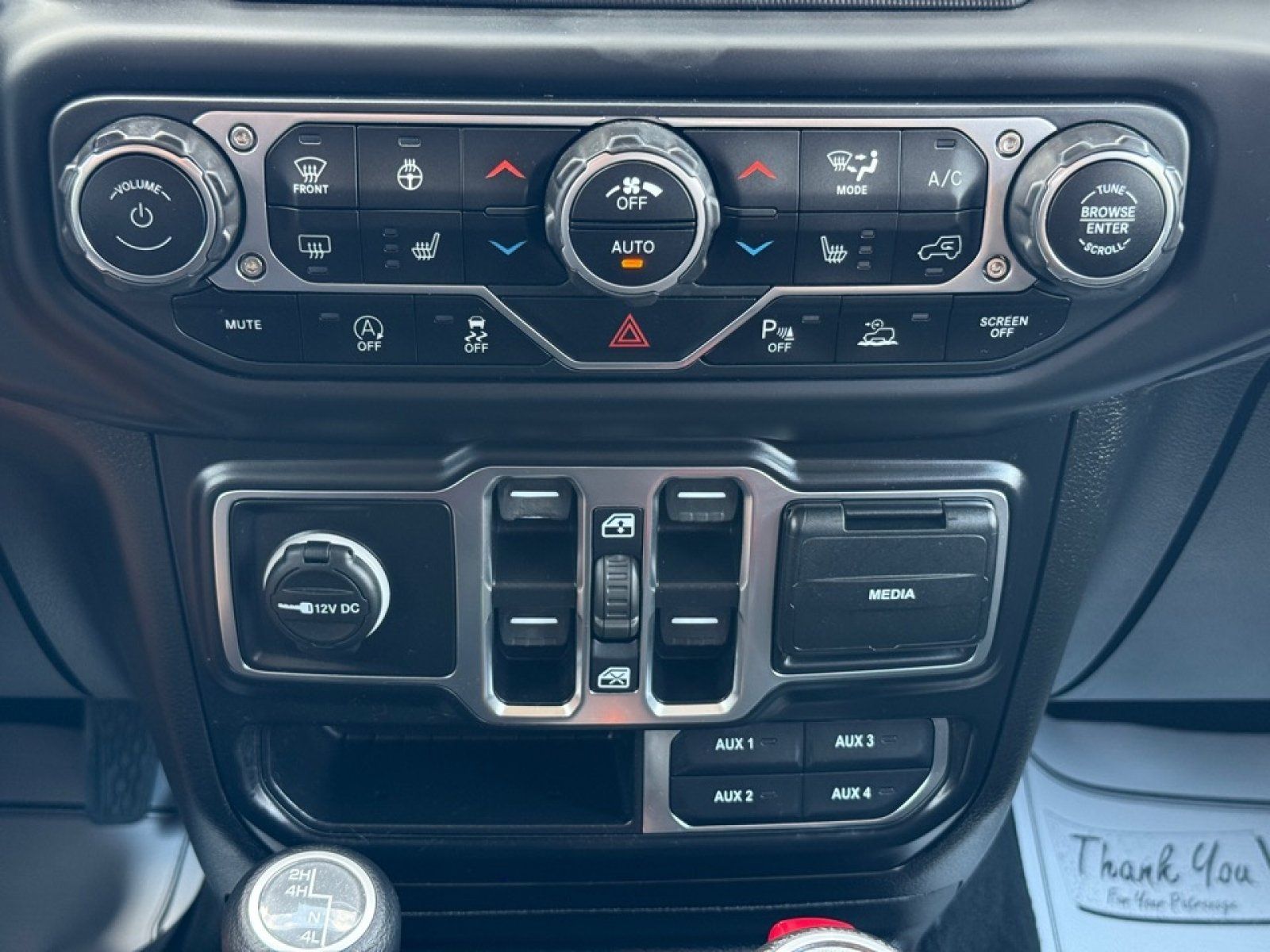 Used 2020 Jeep Gladiator Overland w/ Uconnect 4C Nav & Sound Group AWD/4WD image 16