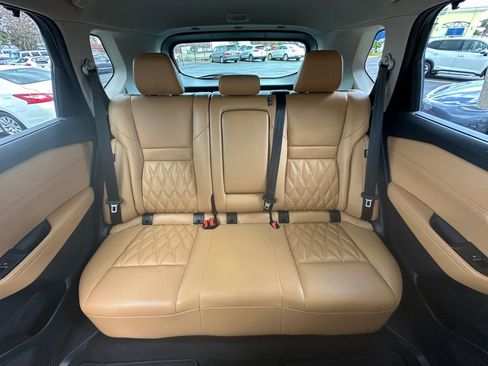 Used 2023 Nissan Rogue Platinum w/ Platinum Premium Package image 30