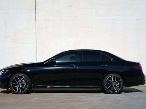 Used 2021 Mercedes-Benz E 350 Sedan w/ Premium Package image 8