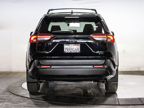 Certified 2025 Toyota RAV4 XLE AWD/4WD image 9
