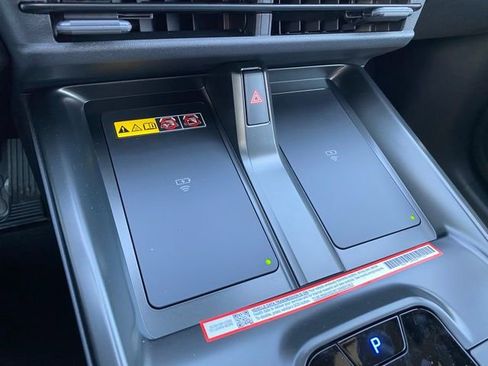 New 2026 Subaru Solterra Premium image 18