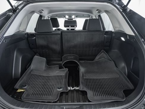 Used 2023 Toyota RAV4 LE image 10