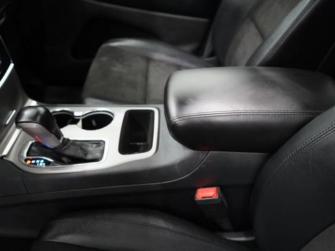 Used 2020 Jeep Grand Cherokee Altitude image 53