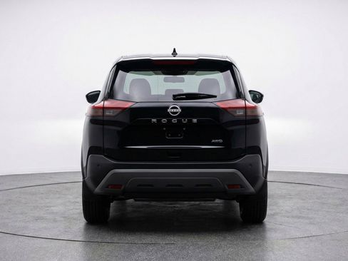 Used 2025 Nissan Rogue SV AWD/4WD image 7