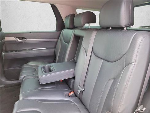 Used 2022 Hyundai Palisade SEL w/ 8P Bench Seat Package FWD image 11