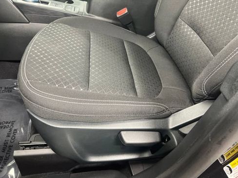 Used 2025 Ford Escape Active w/ Cold Weather Package AWD/4WD image 14