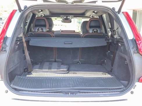 Used 2023 Volvo XC90 B6 Plus w/ Protection Package Premier AWD/4WD image 30