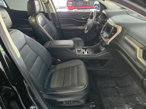 Certified 2023 GMC Acadia Denali w/ Denali Ultimate Package AWD/4WD image 6