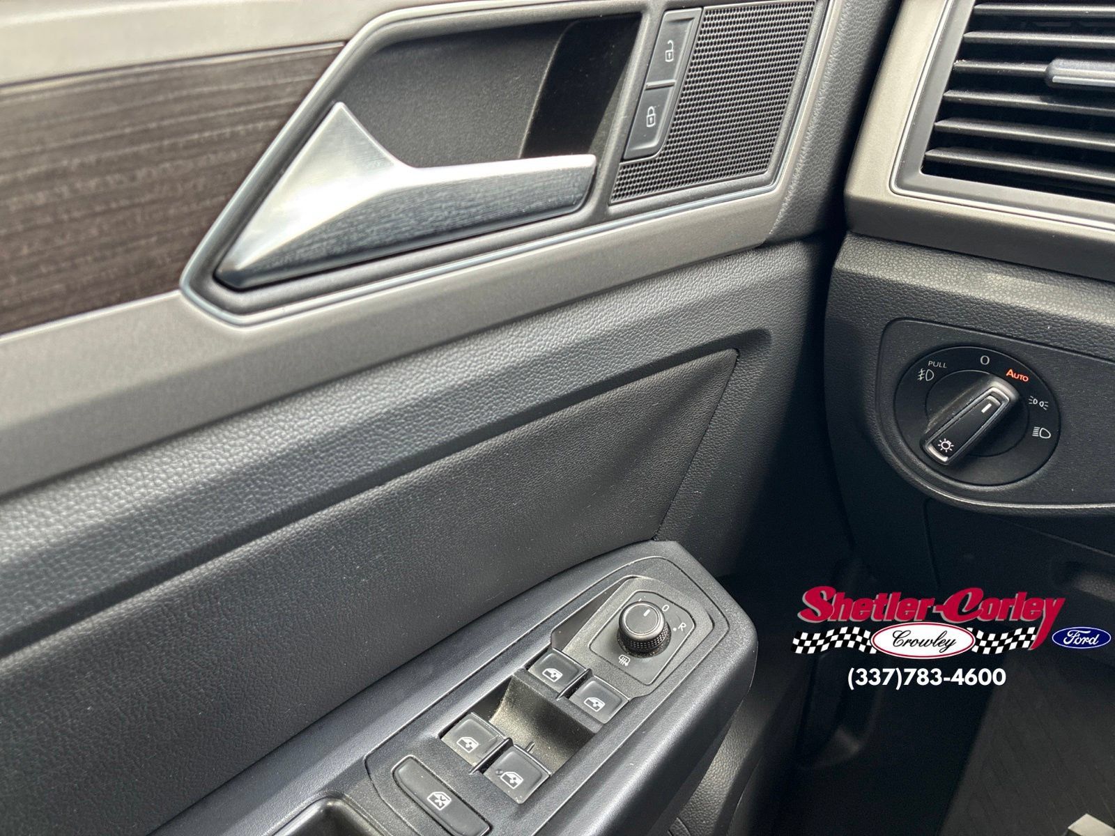 Used 2019 Volkswagen Atlas SE FWD image 24