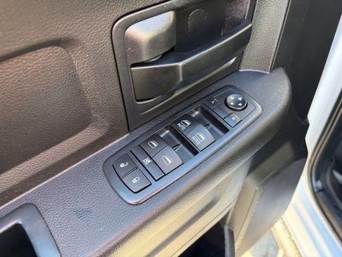 Used 2017 RAM 3500 Tradesman w/ Chrome Appearance Group image 10