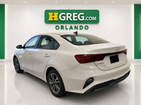 Used 2023 Kia Forte LXS FWD image 2